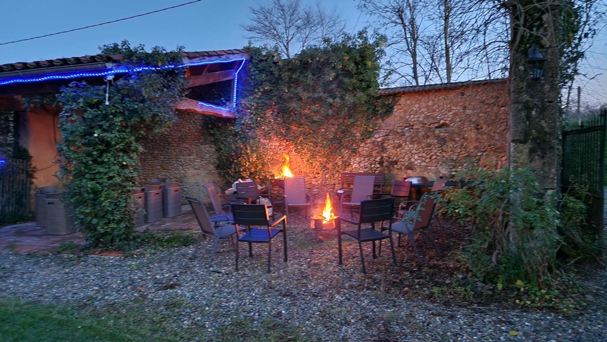 Le Peyroutet Apartment Cazaux-Villecomtal ภายนอก รูปภาพ