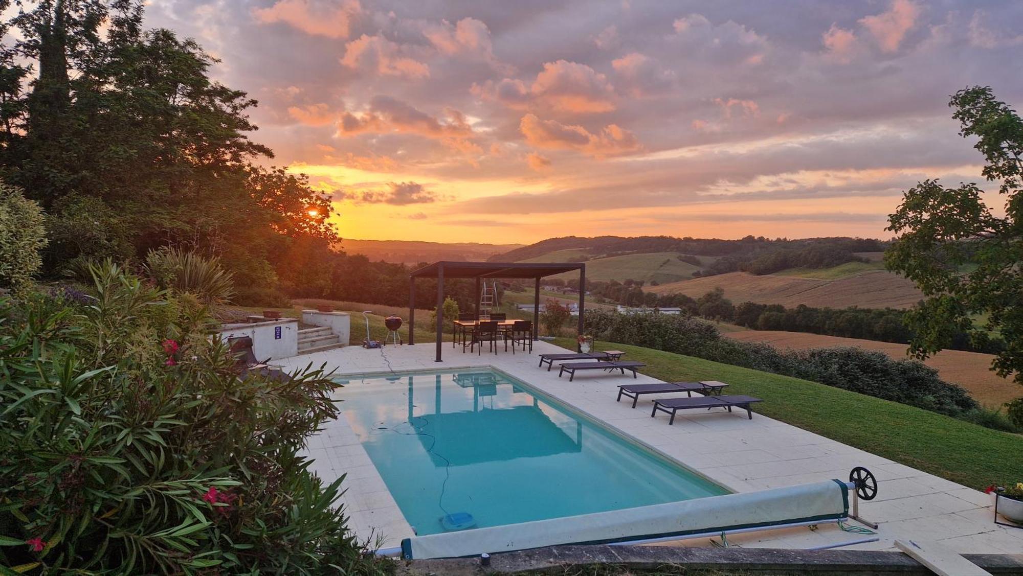 Le Peyroutet Apartment Cazaux-Villecomtal ภายนอก รูปภาพ